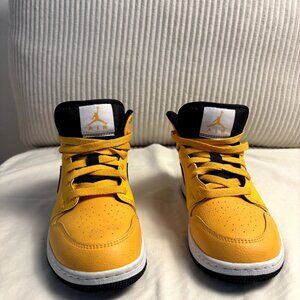 Air Jordan 1 Mid University GS BK